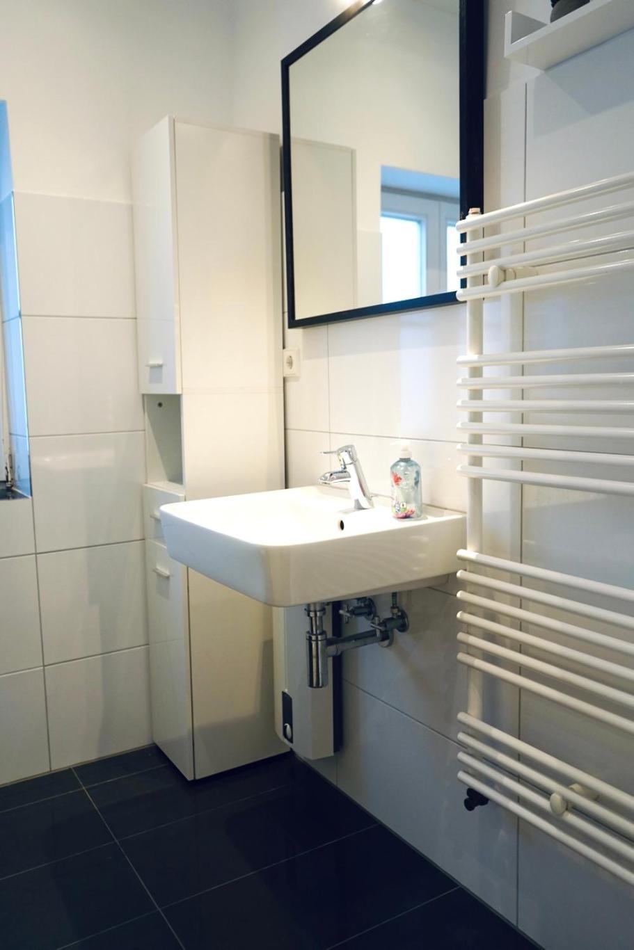 Haus Im Gruenen Fuer 6 Personen-3 Schlafzimmer- 3 Baedern -Waschmaschine-Grosse Terrasse- Vollausgestattete Kueche Вольфсбург Екстер'єр фото