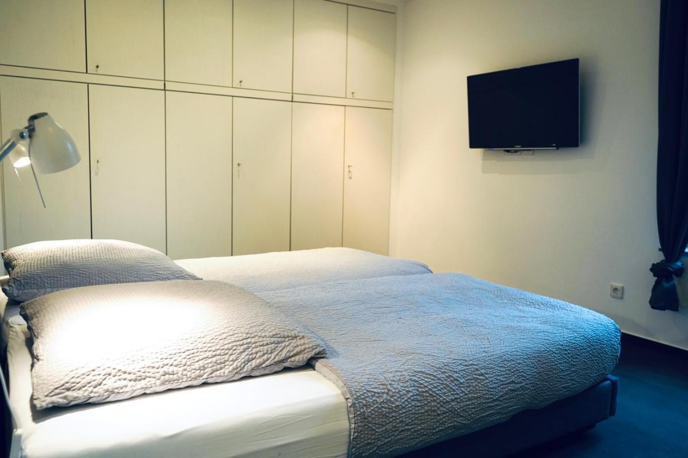 Haus Im Gruenen Fuer 6 Personen-3 Schlafzimmer- 3 Baedern -Waschmaschine-Grosse Terrasse- Vollausgestattete Kueche Вольфсбург Екстер'єр фото